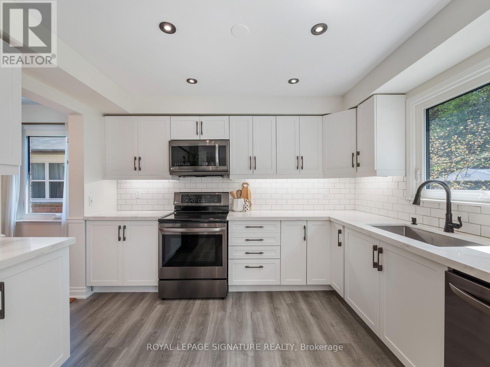 53 BLUEKING CRESCENT Image 17