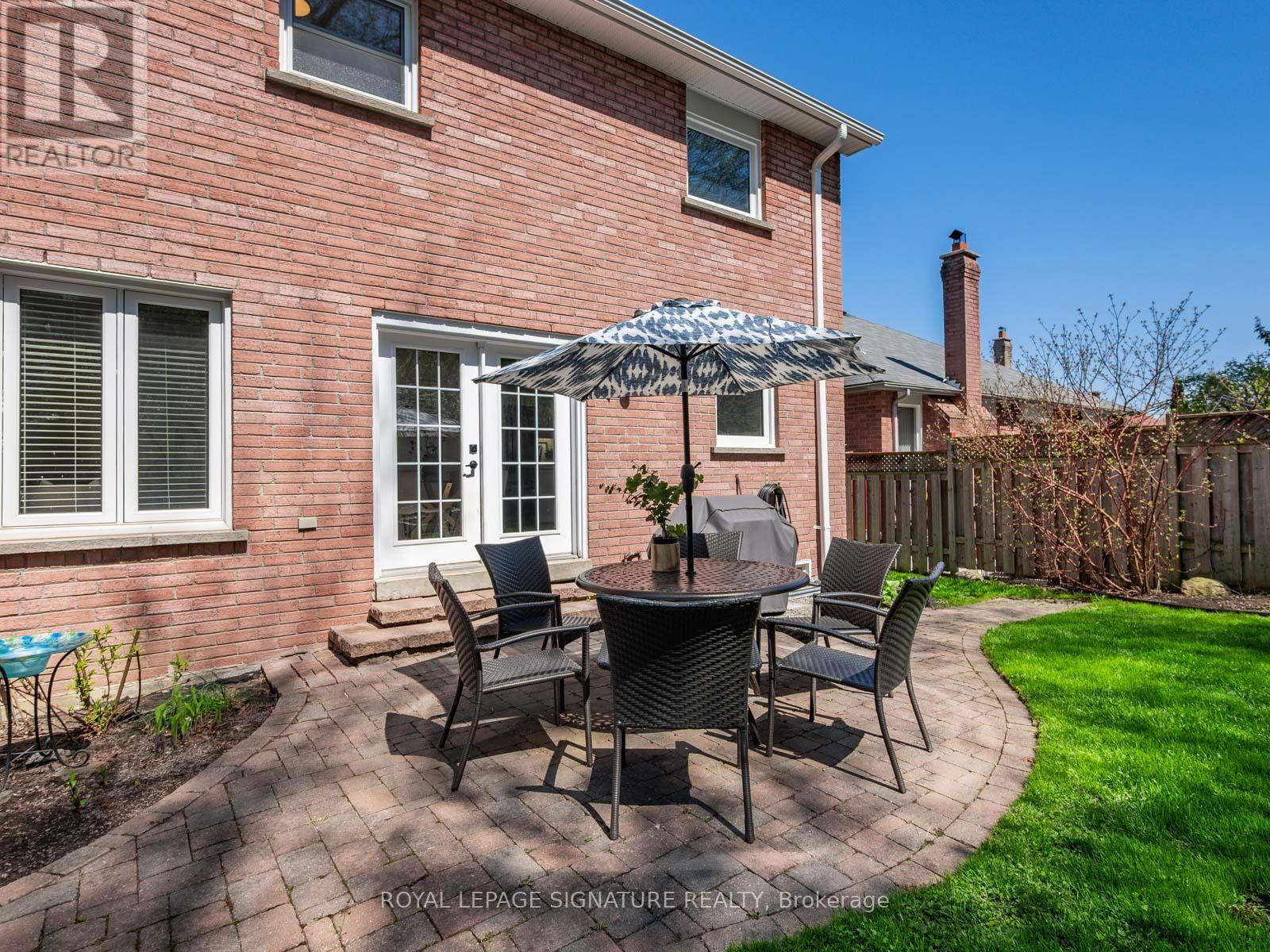 53 BLUEKING CRESCENT Image 43