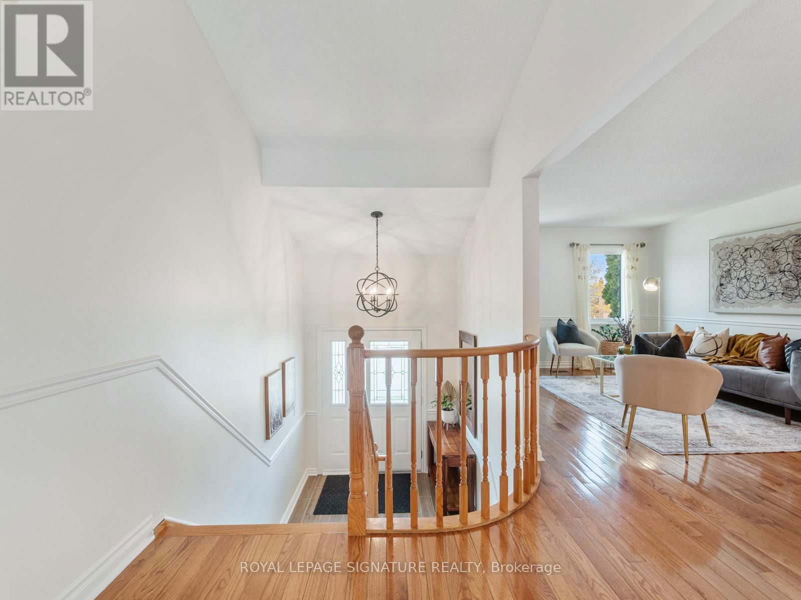 53 BLUEKING CRESCENT Image 6