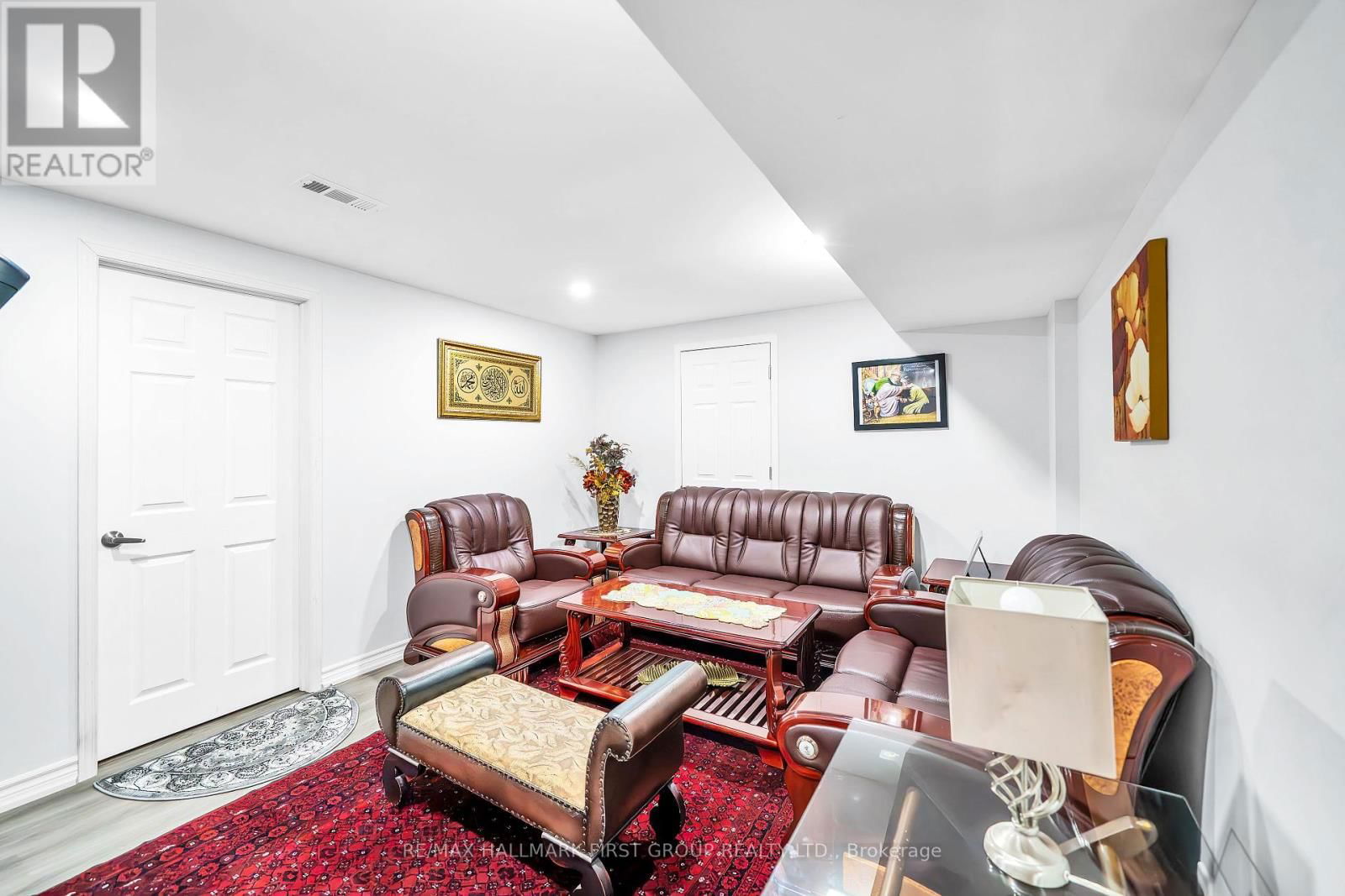 1249 LEACOCK COURT Image 32