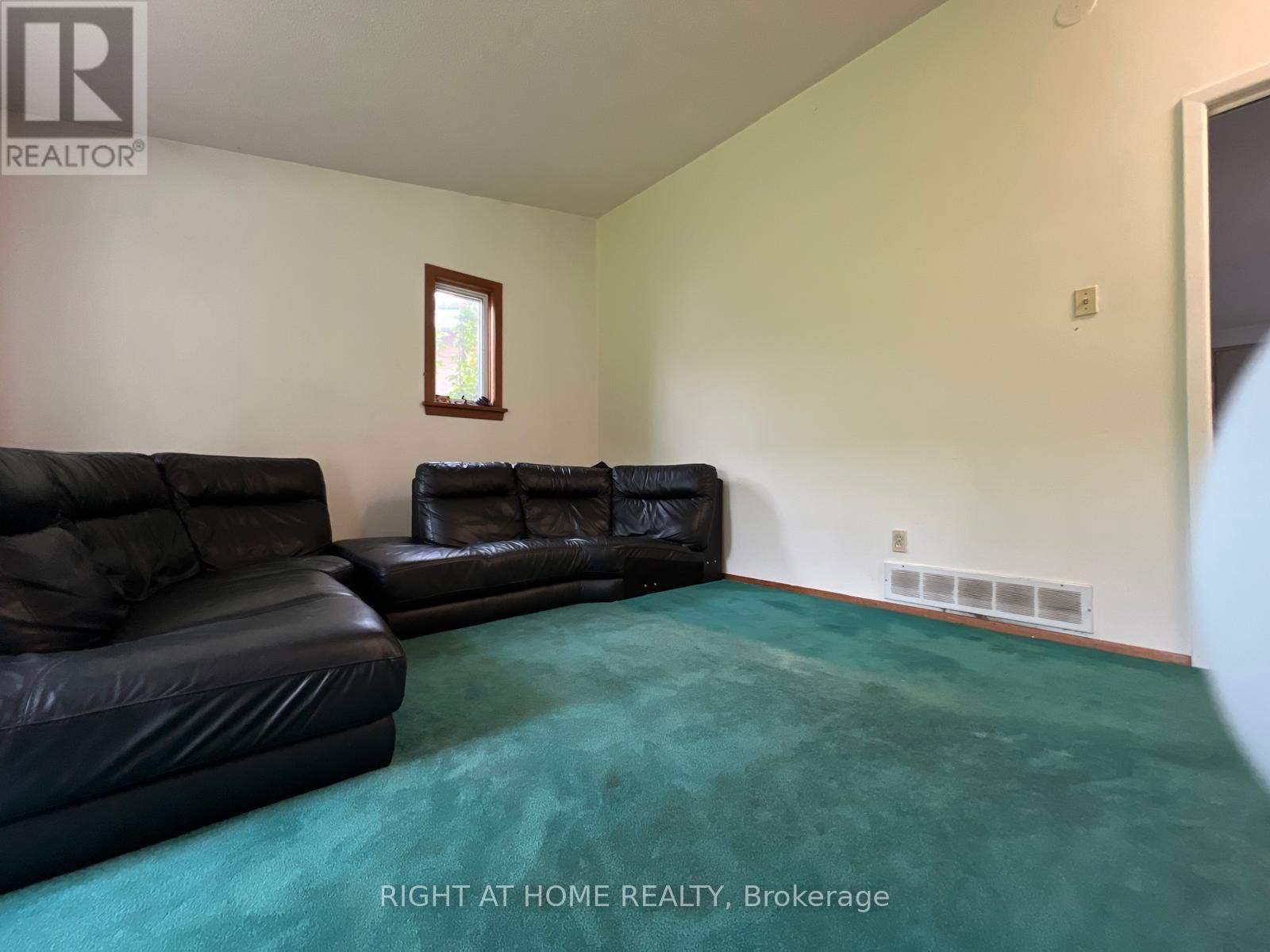 17 BROOKRIDGE DRIVE Image 22
