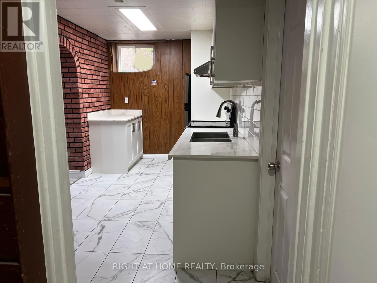 17 BROOKRIDGE DRIVE Image 29