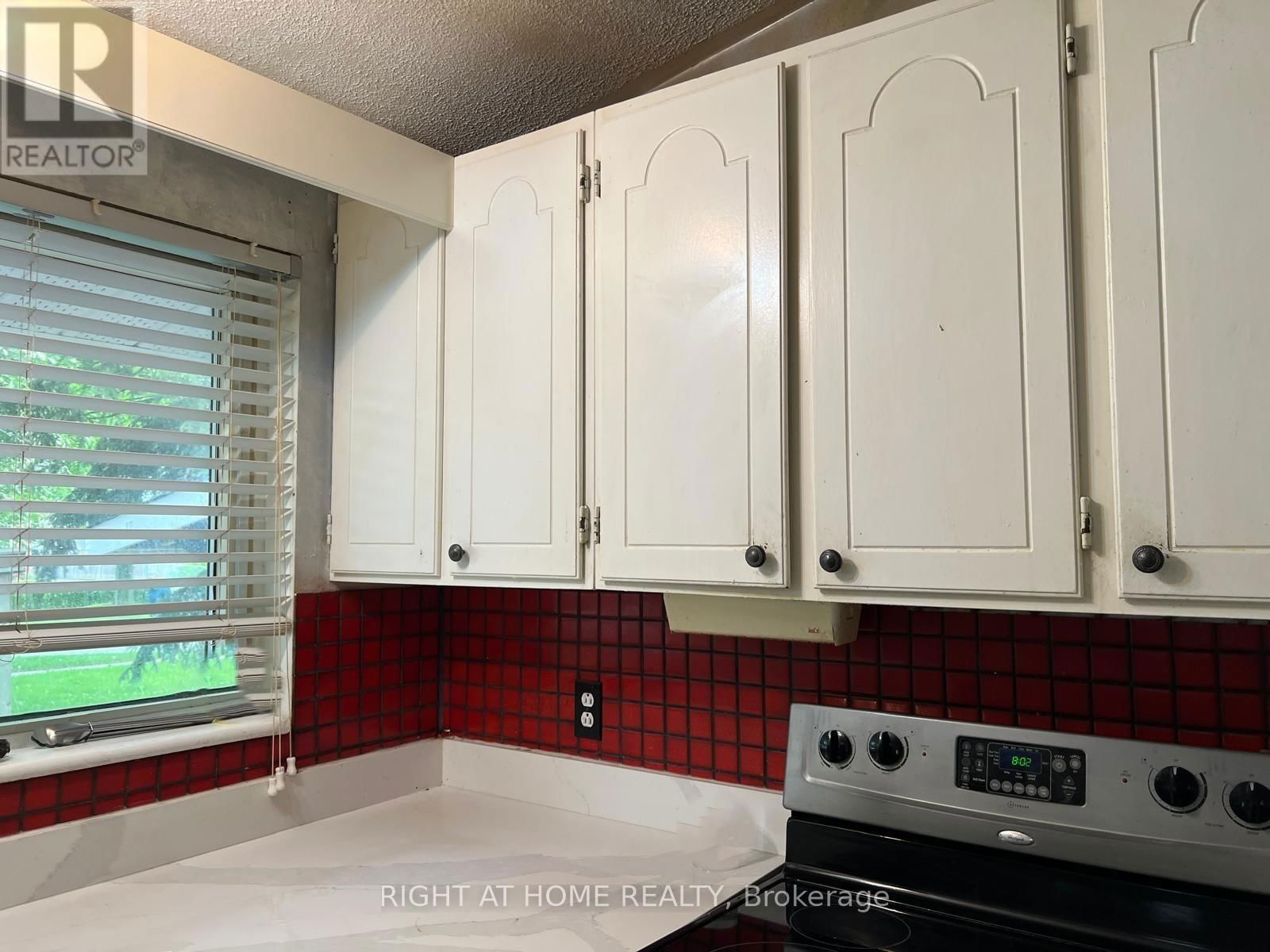 17 BROOKRIDGE DRIVE Image 31