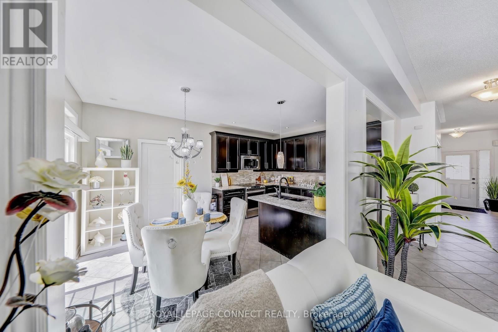 936 LANGFORD STREET Image 15