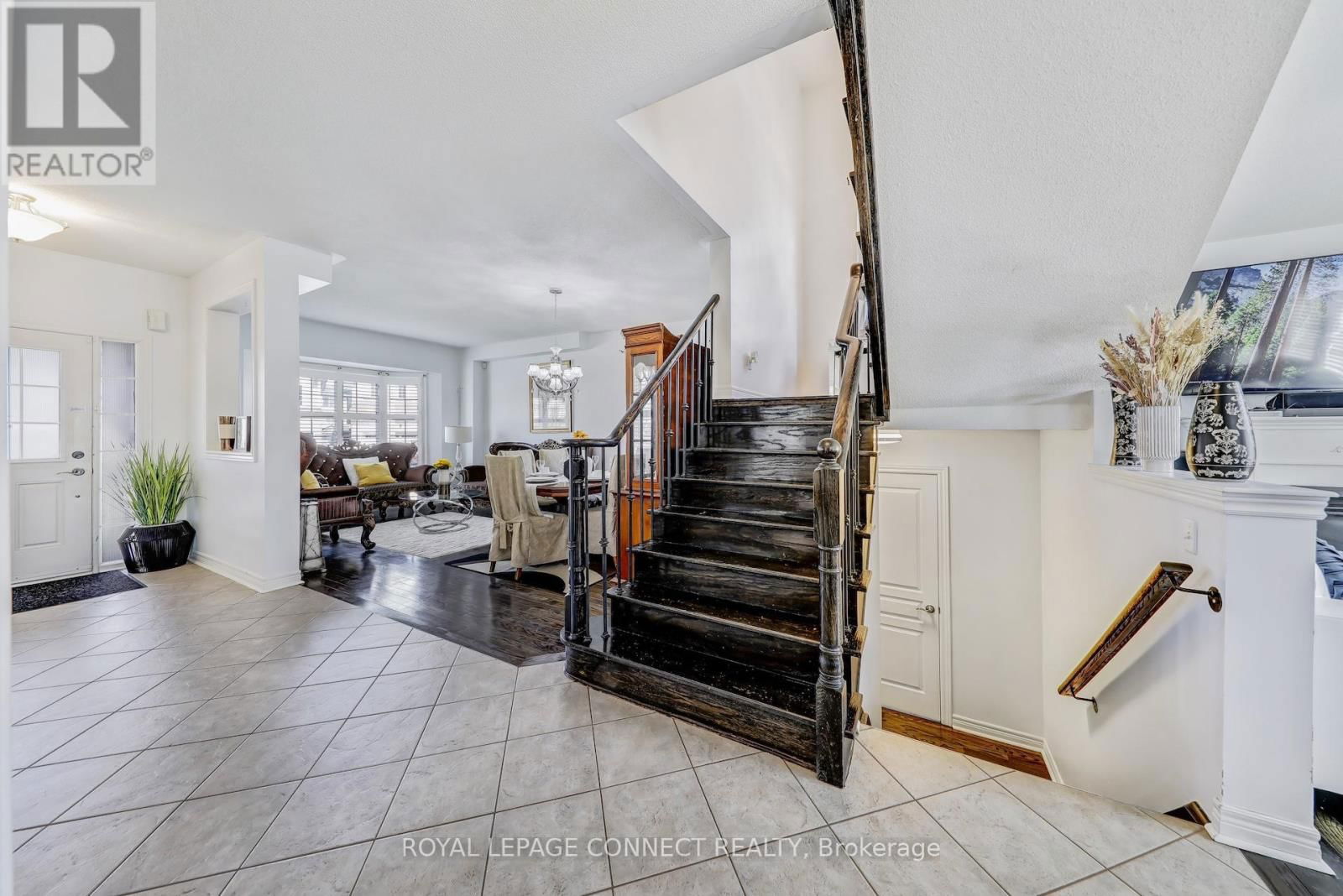 936 LANGFORD STREET Image 17