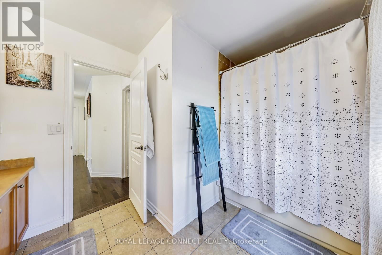 936 LANGFORD STREET Image 19