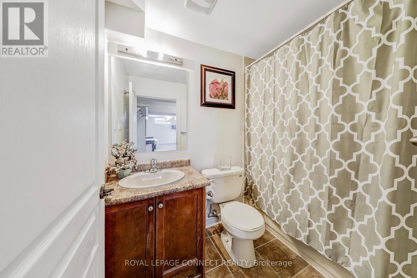 936 LANGFORD STREET Image 36