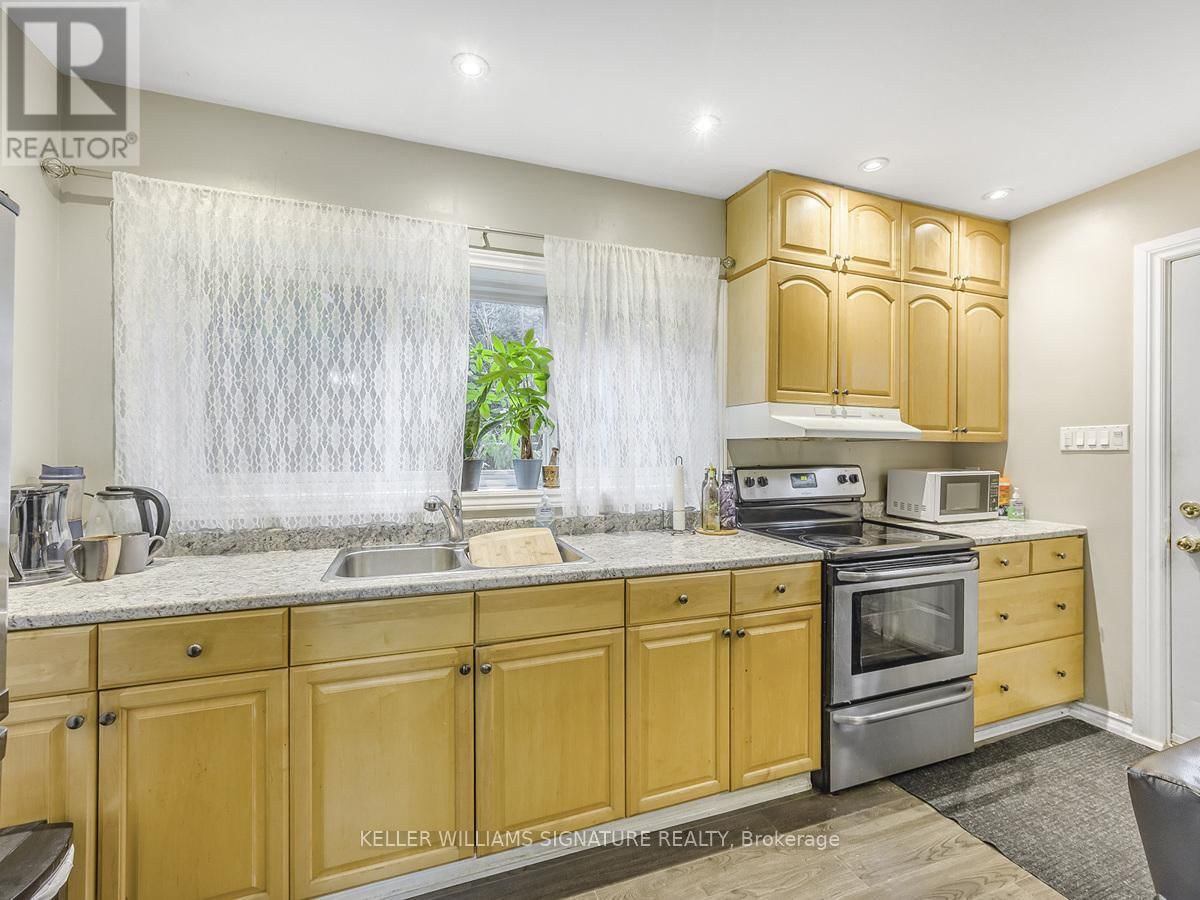 side unit - 65 ORTON PARK ROAD Image 15