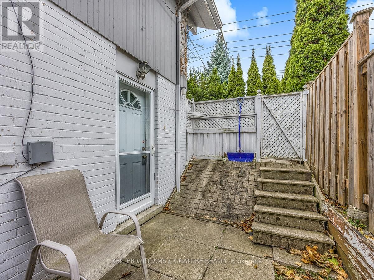 side unit - 65 ORTON PARK ROAD Image 4