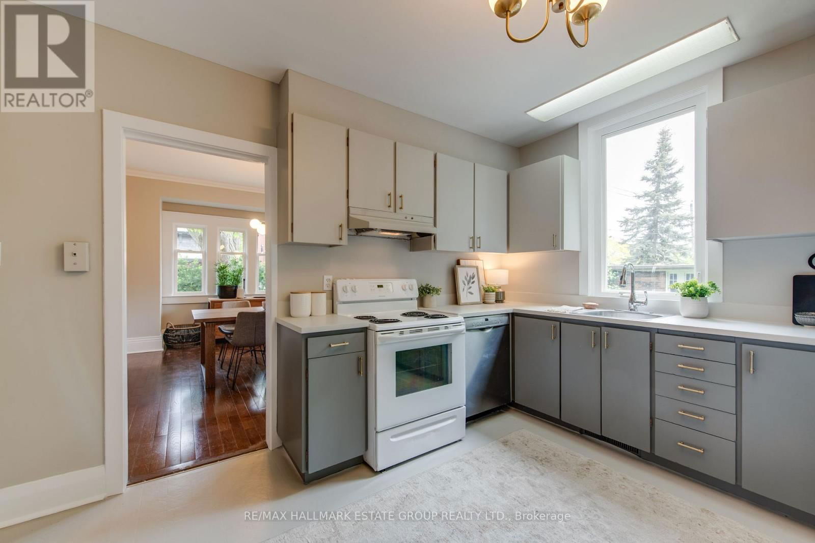 53 PLAYTER CRESCENT Image 14