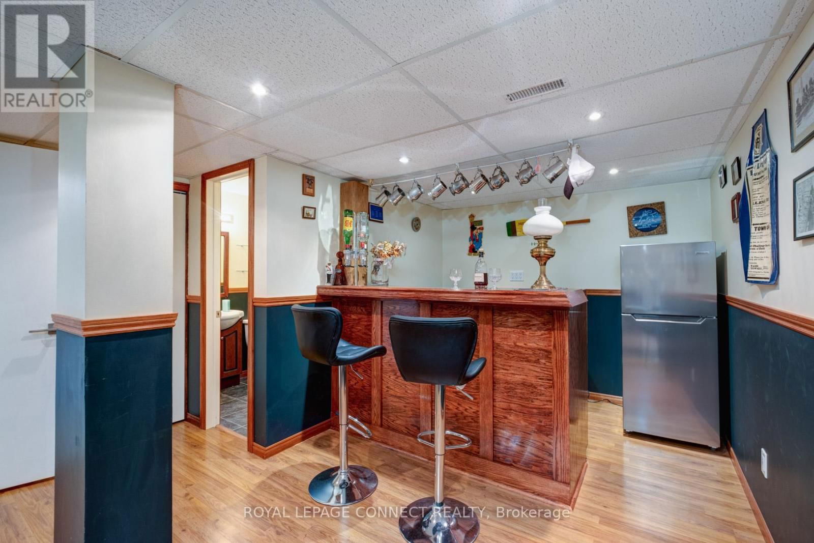 37 BROADBRIDGE DRIVE Image 18