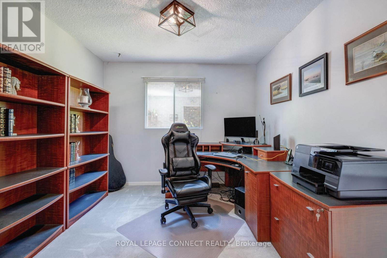 37 BROADBRIDGE DRIVE Image 19