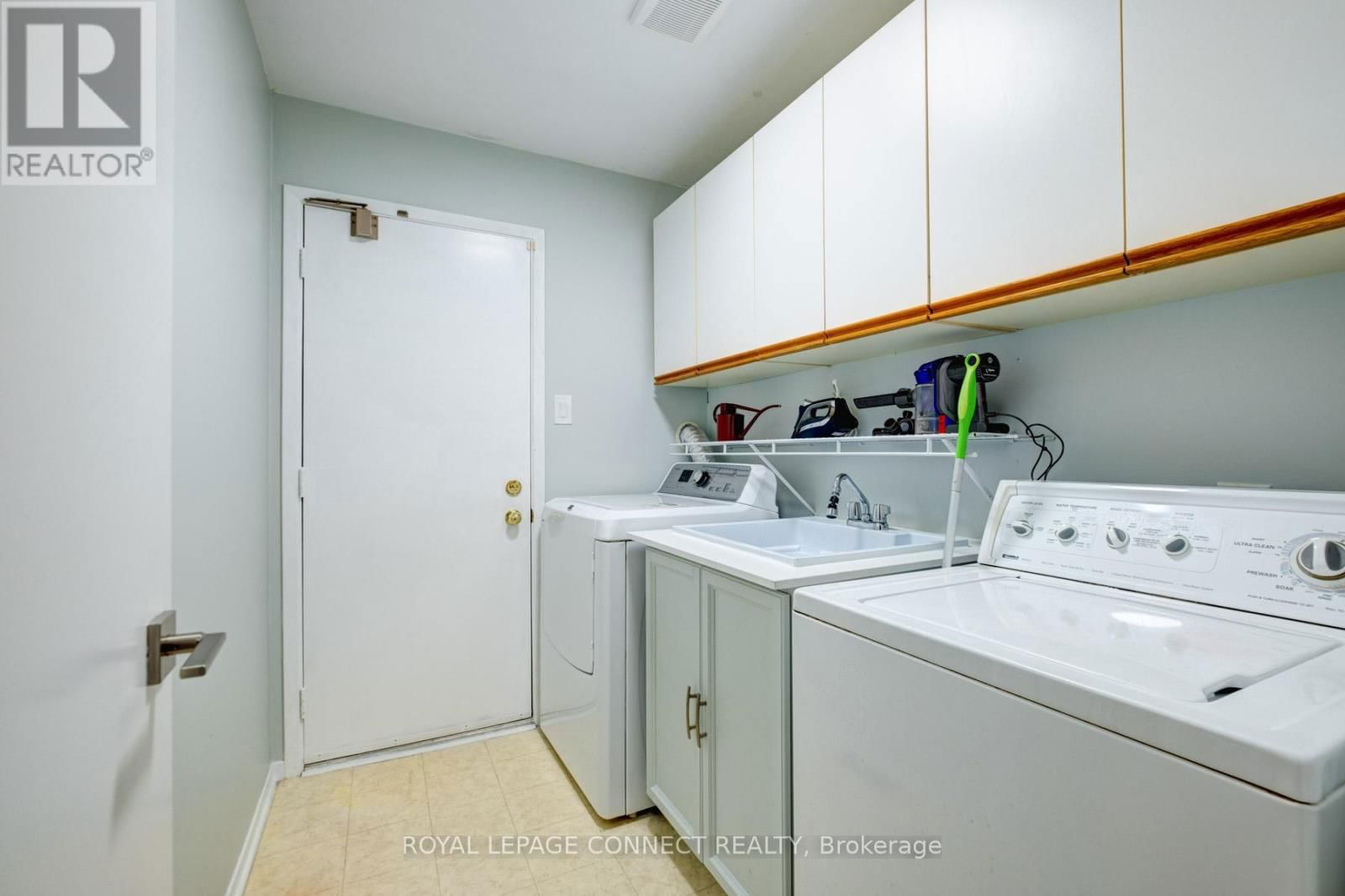 37 BROADBRIDGE DRIVE Image 20