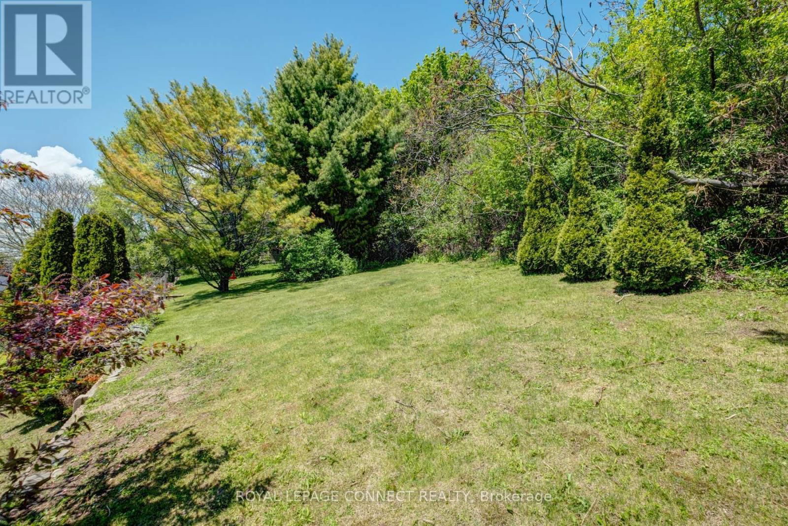 37 BROADBRIDGE DRIVE Image 27