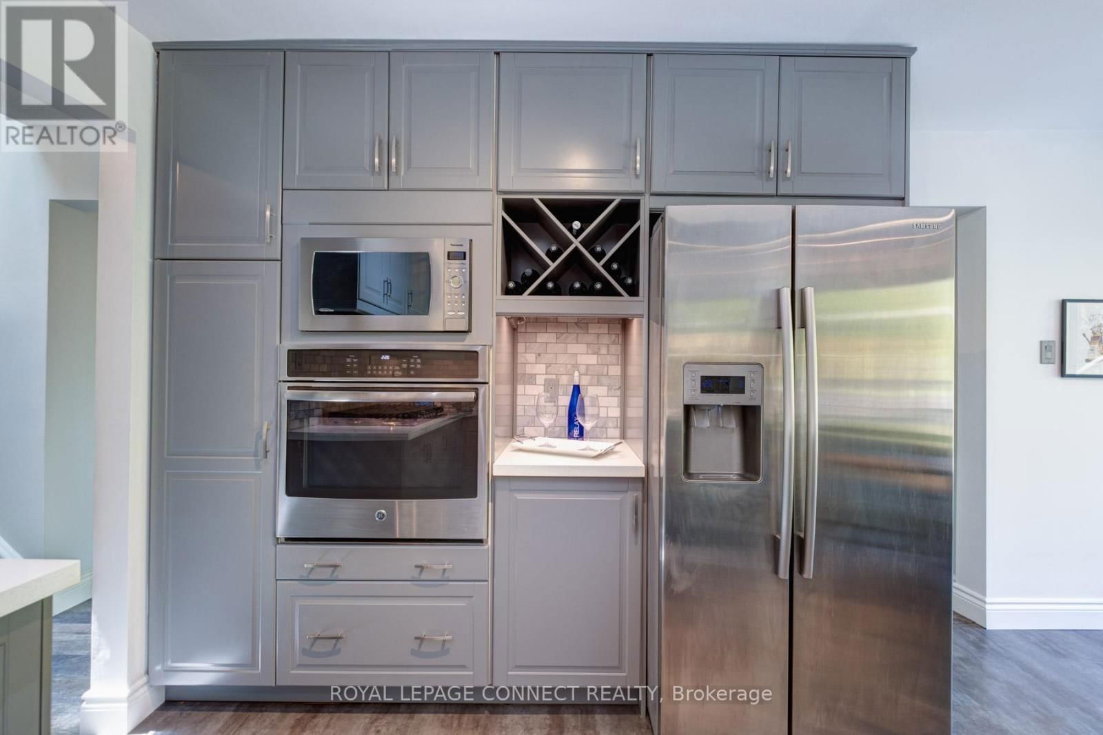 37 BROADBRIDGE DRIVE Image 6