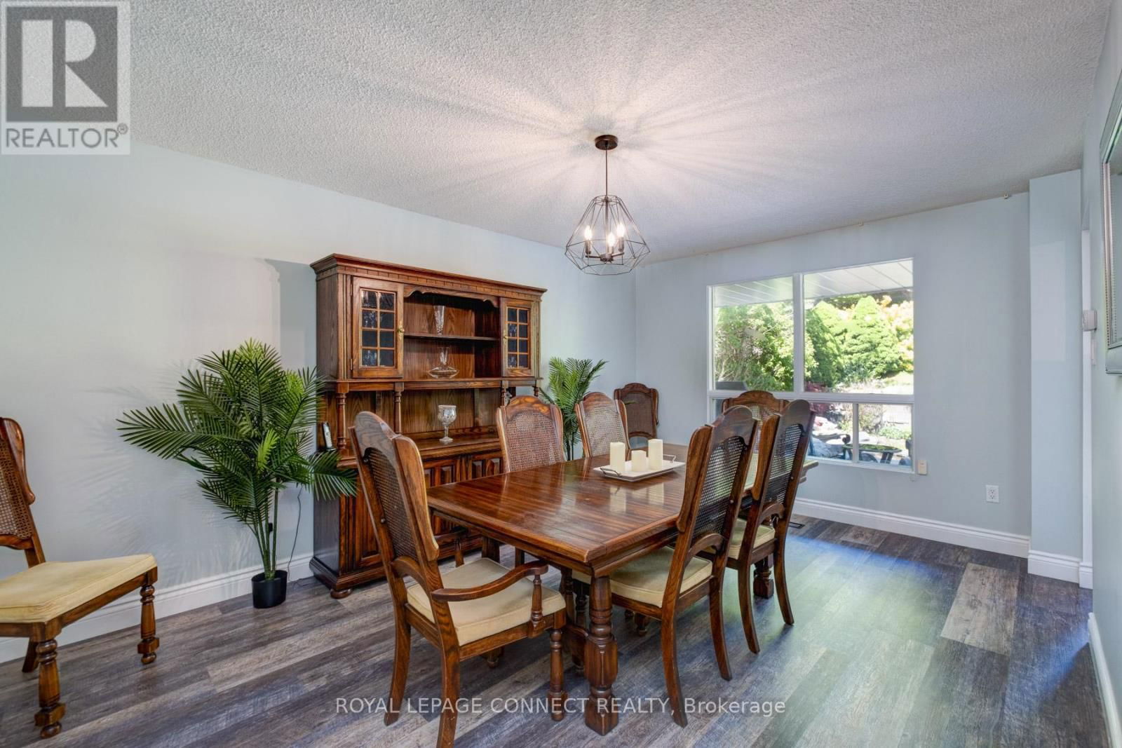 37 BROADBRIDGE DRIVE Image 9