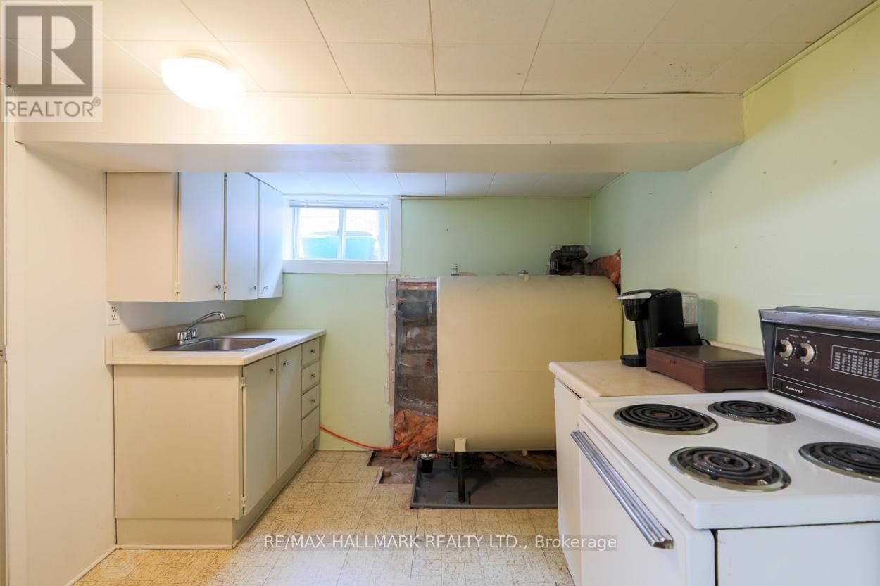 24 PHENIX DRIVE Image 13