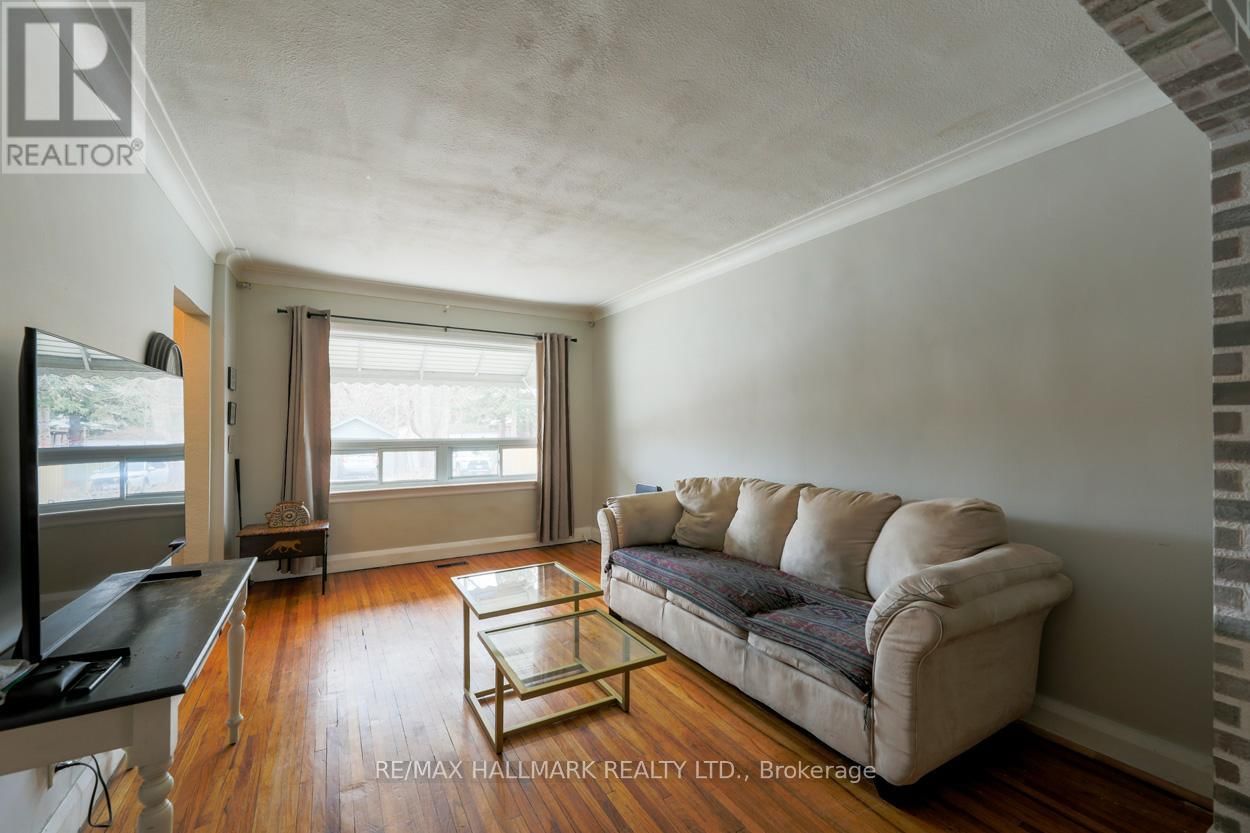 24 PHENIX DRIVE Image 2