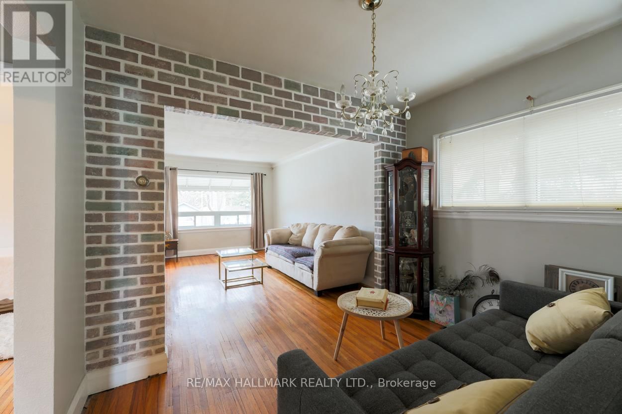 24 PHENIX DRIVE Image 4