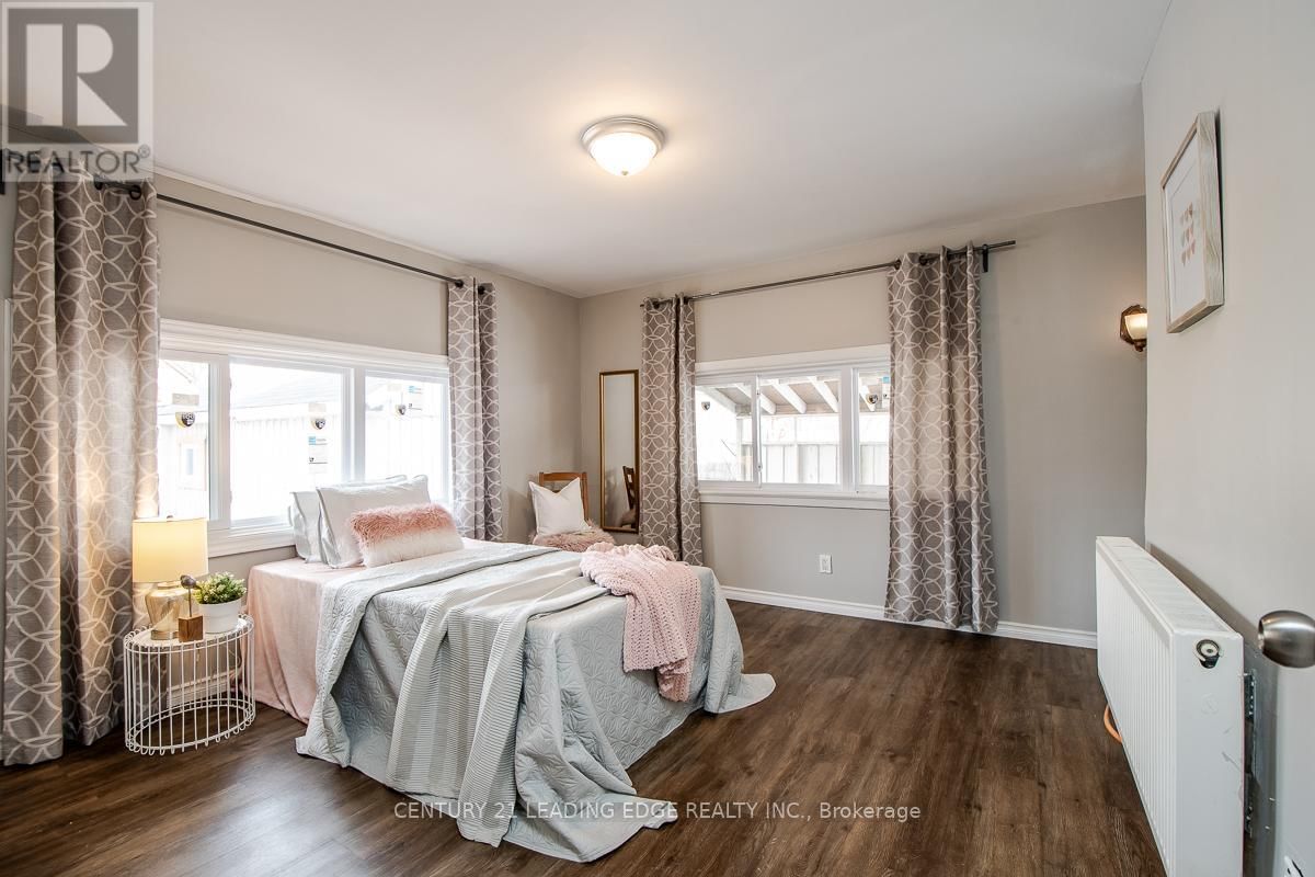 128 SUMMER STREET Image 21