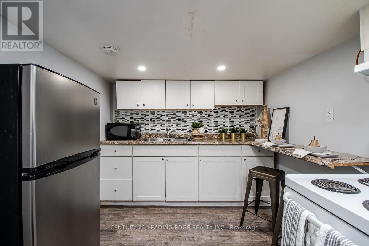 128 SUMMER STREET Image 23