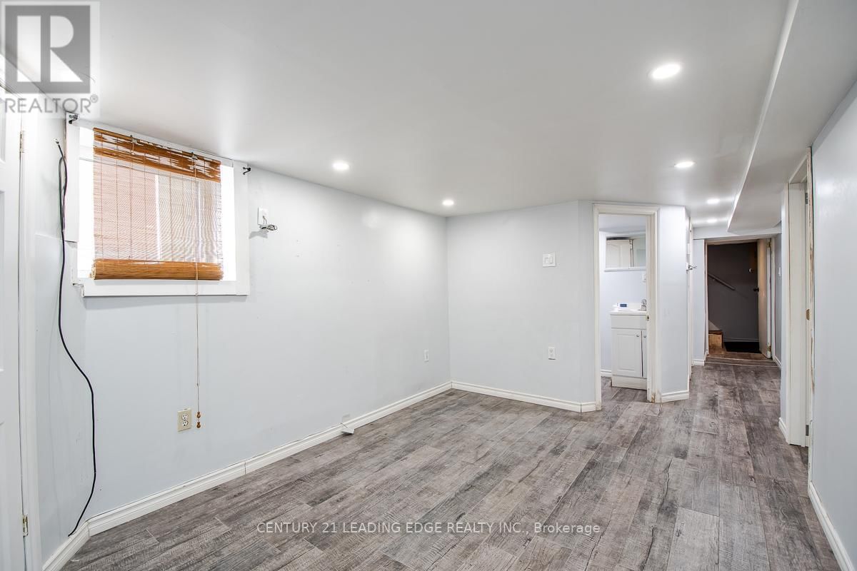 128 SUMMER STREET Image 27