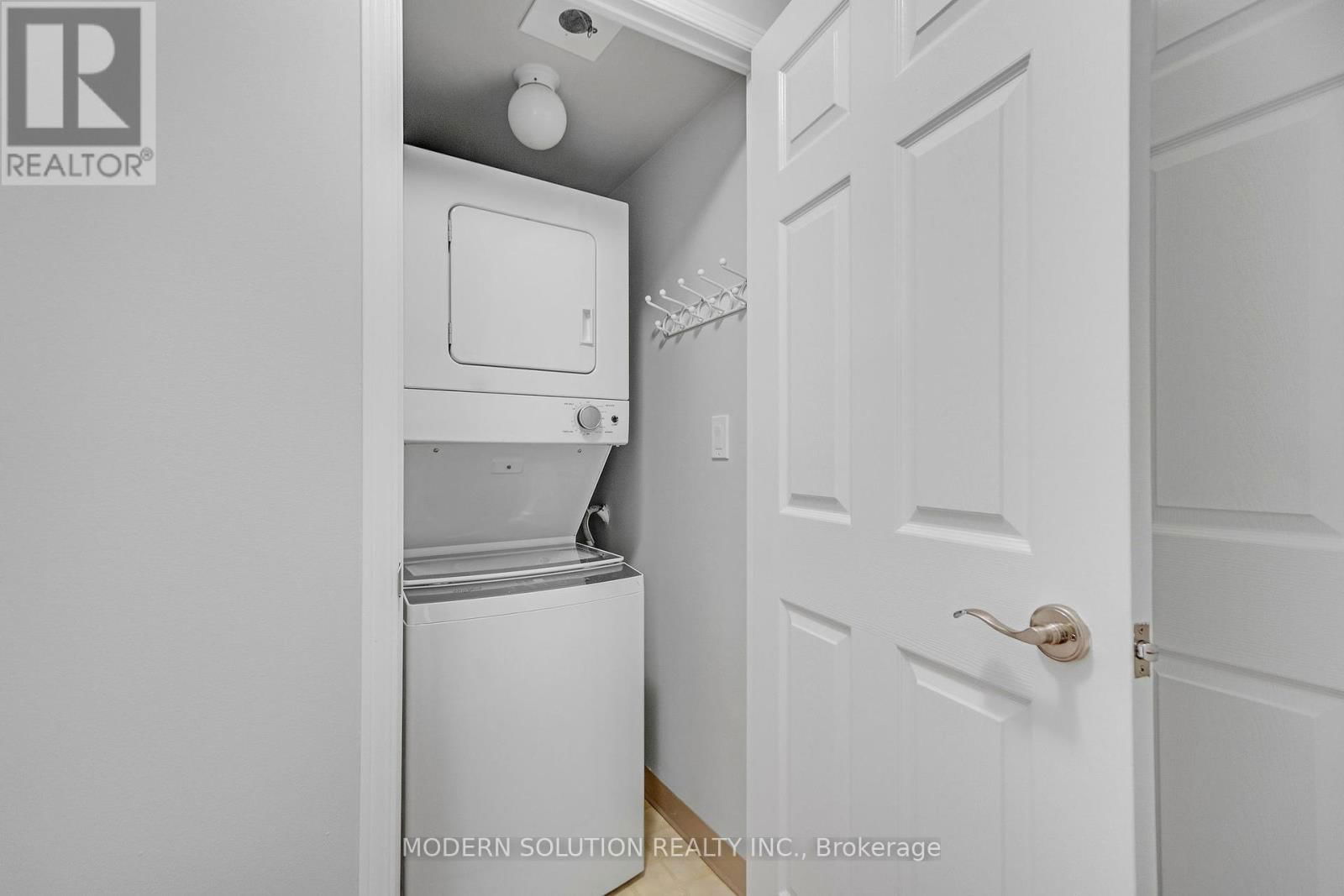 616 - 68 GRANGEWAY AVENUE Image 25
