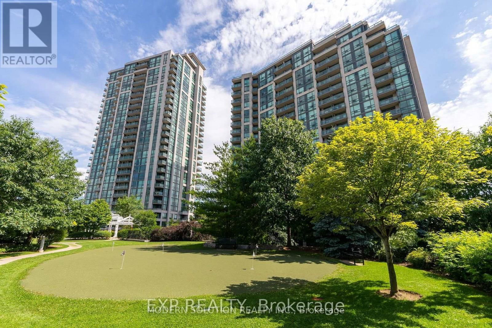 616 - 68 GRANGEWAY AVENUE Image 42