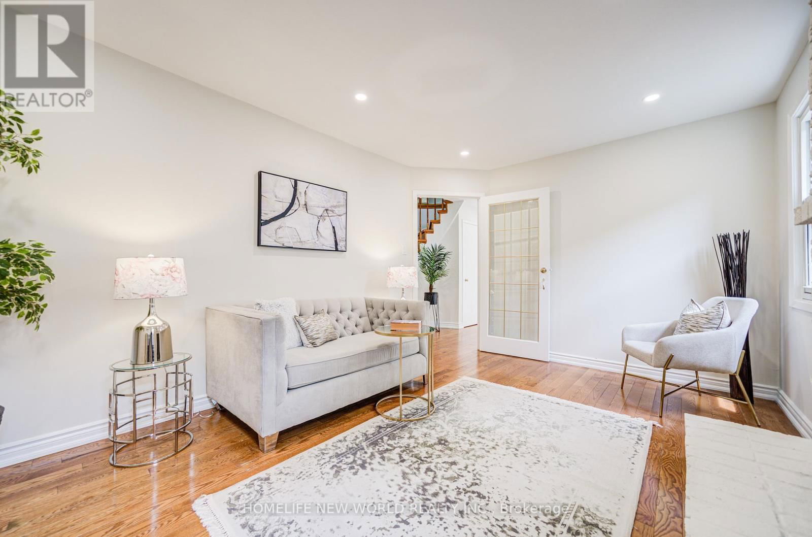 27 MASSIE STREET Image 13