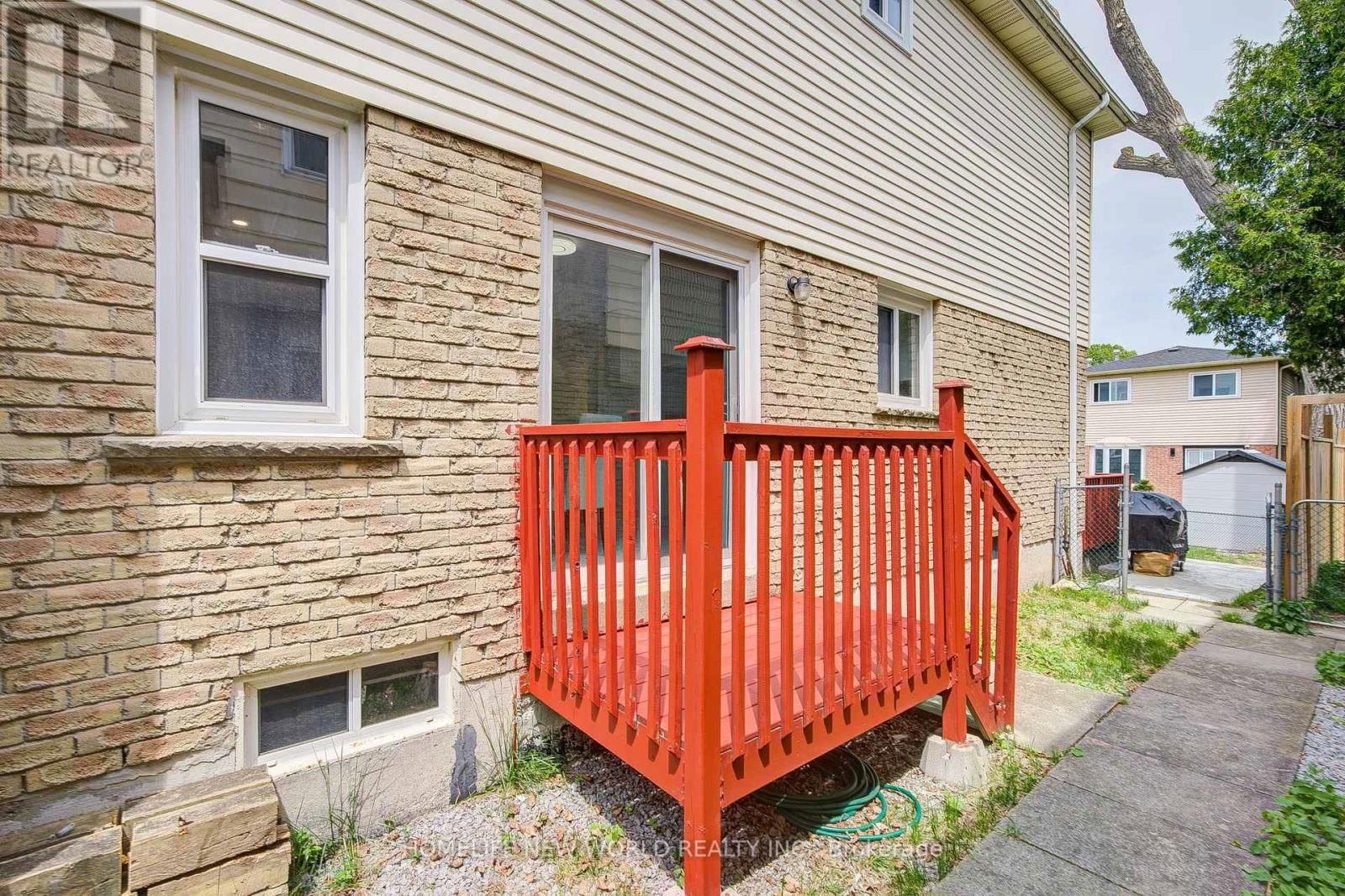 27 MASSIE STREET Image 27
