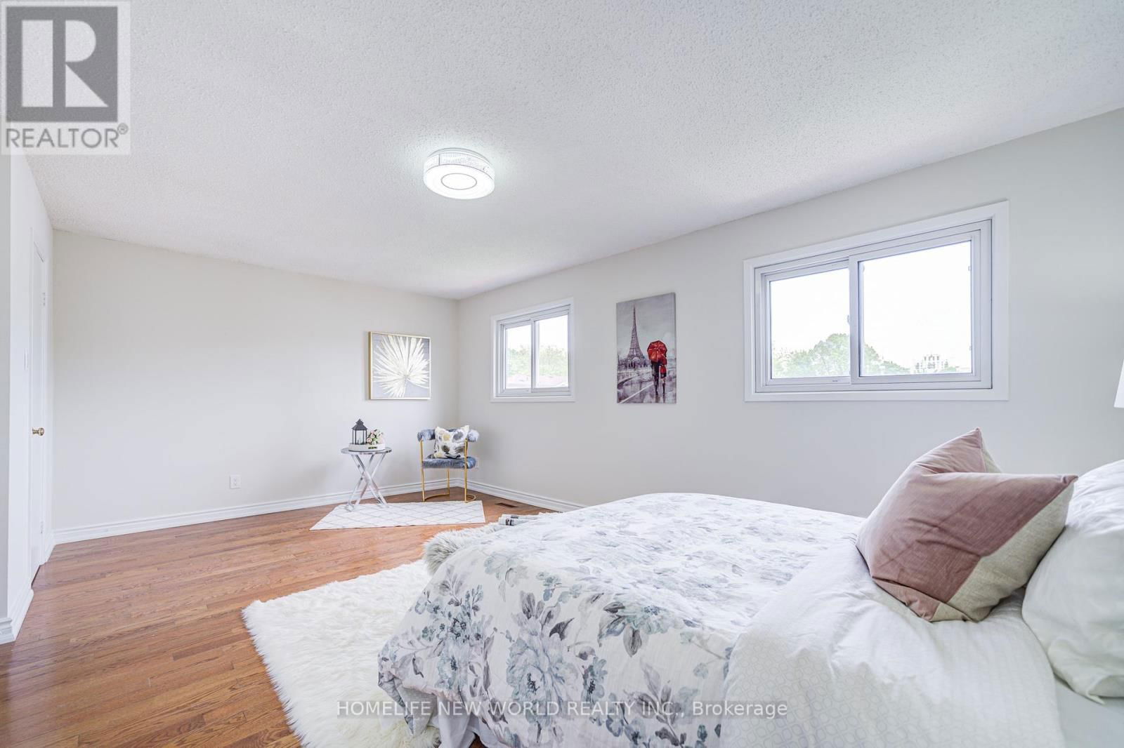 27 MASSIE STREET Image 32