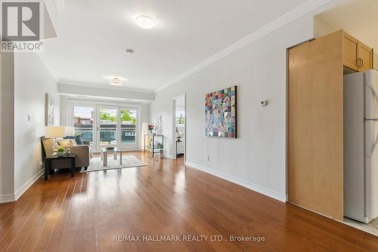 206 - 1 LAWLOR AVENUE Image 10