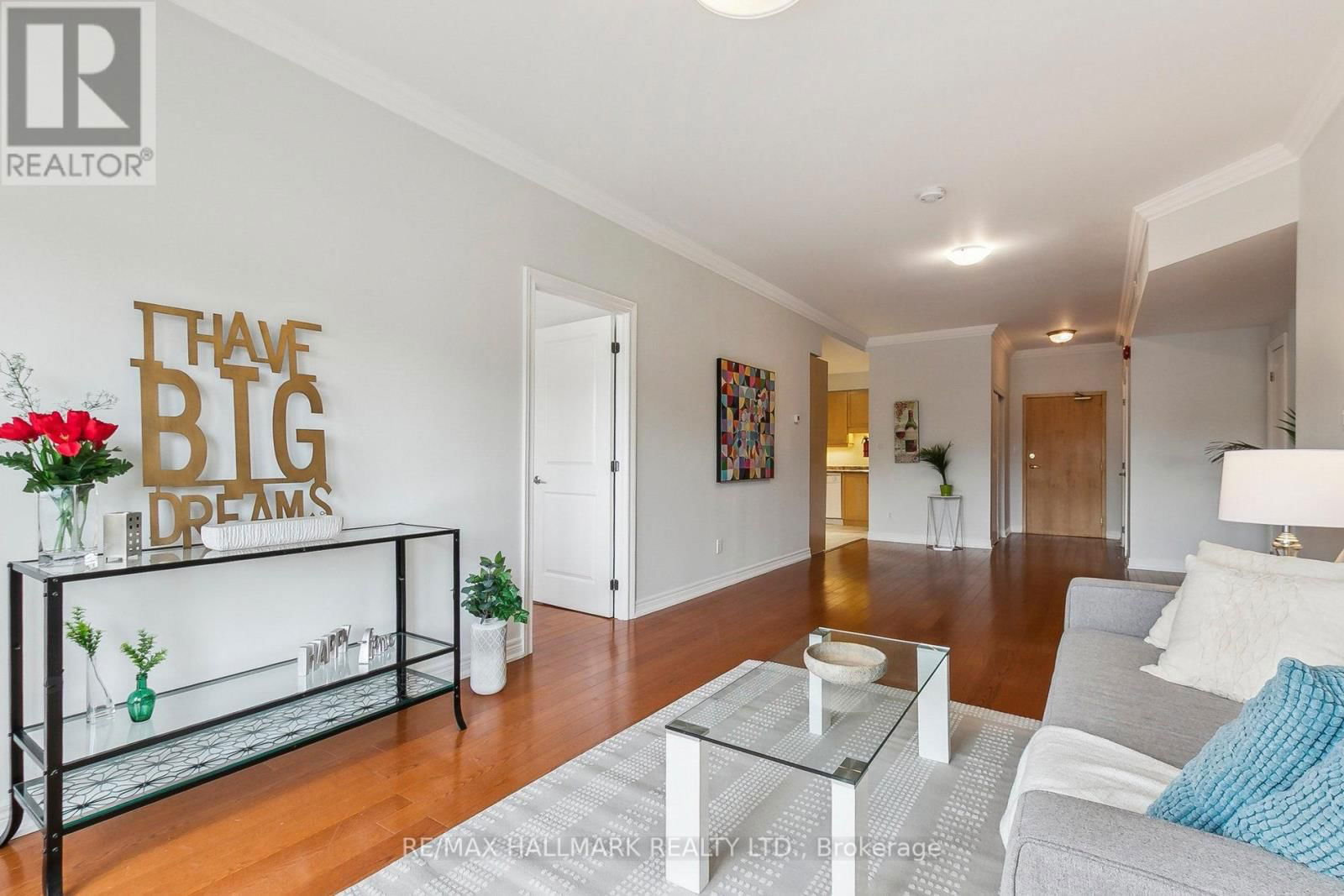206 - 1 LAWLOR AVENUE Image 12