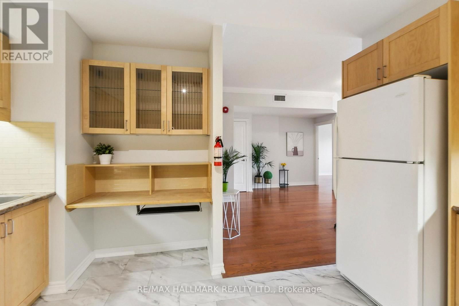 206 - 1 LAWLOR AVENUE Image 22