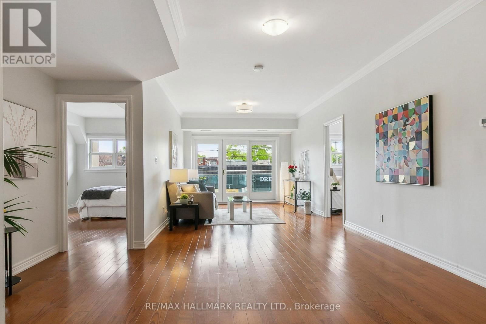 206 - 1 LAWLOR AVENUE Image 9