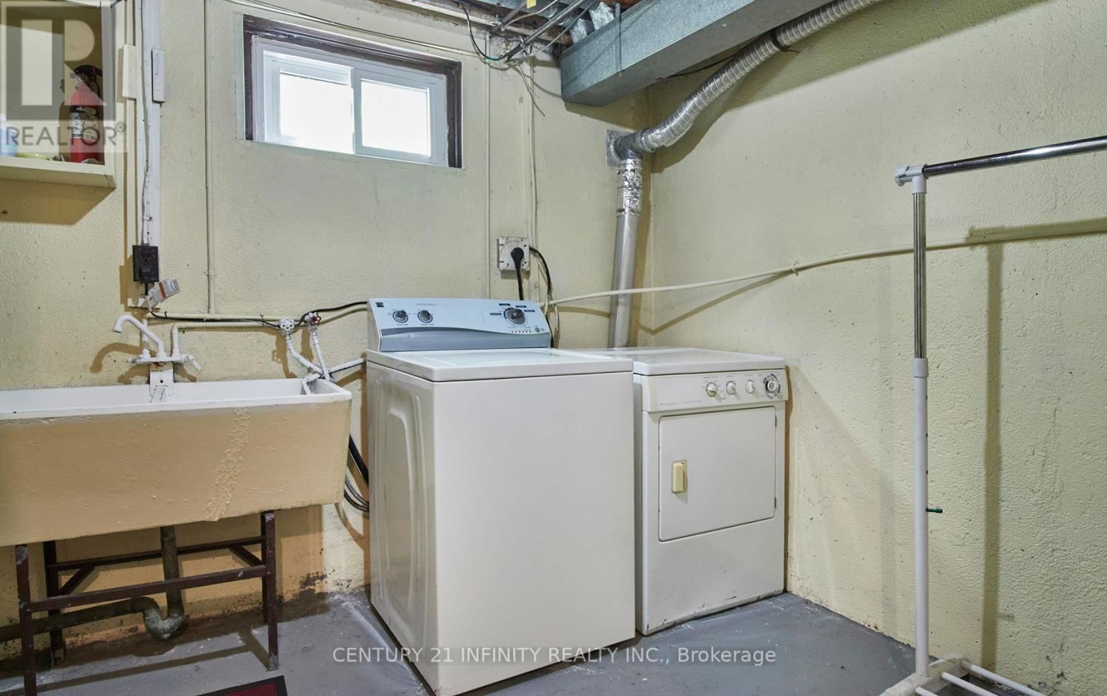 868 ANTONIO STREET Image 23