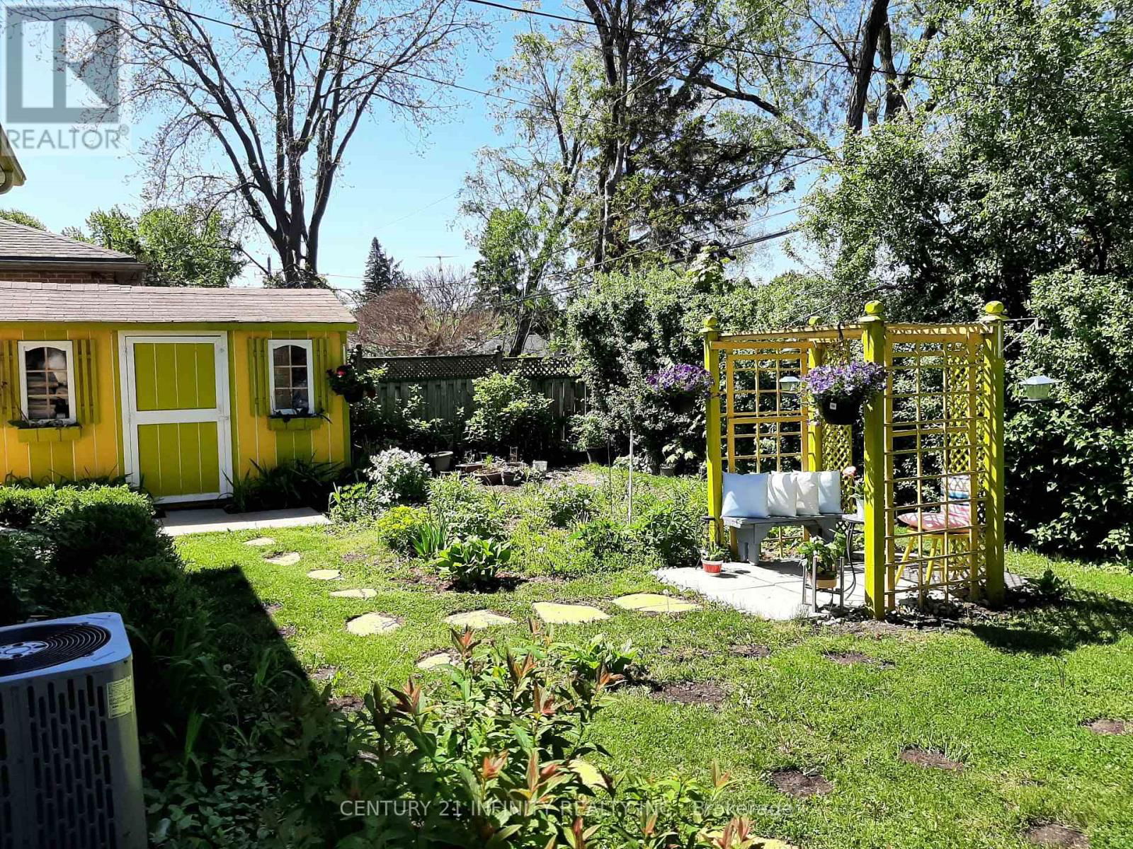 868 ANTONIO STREET Image 27