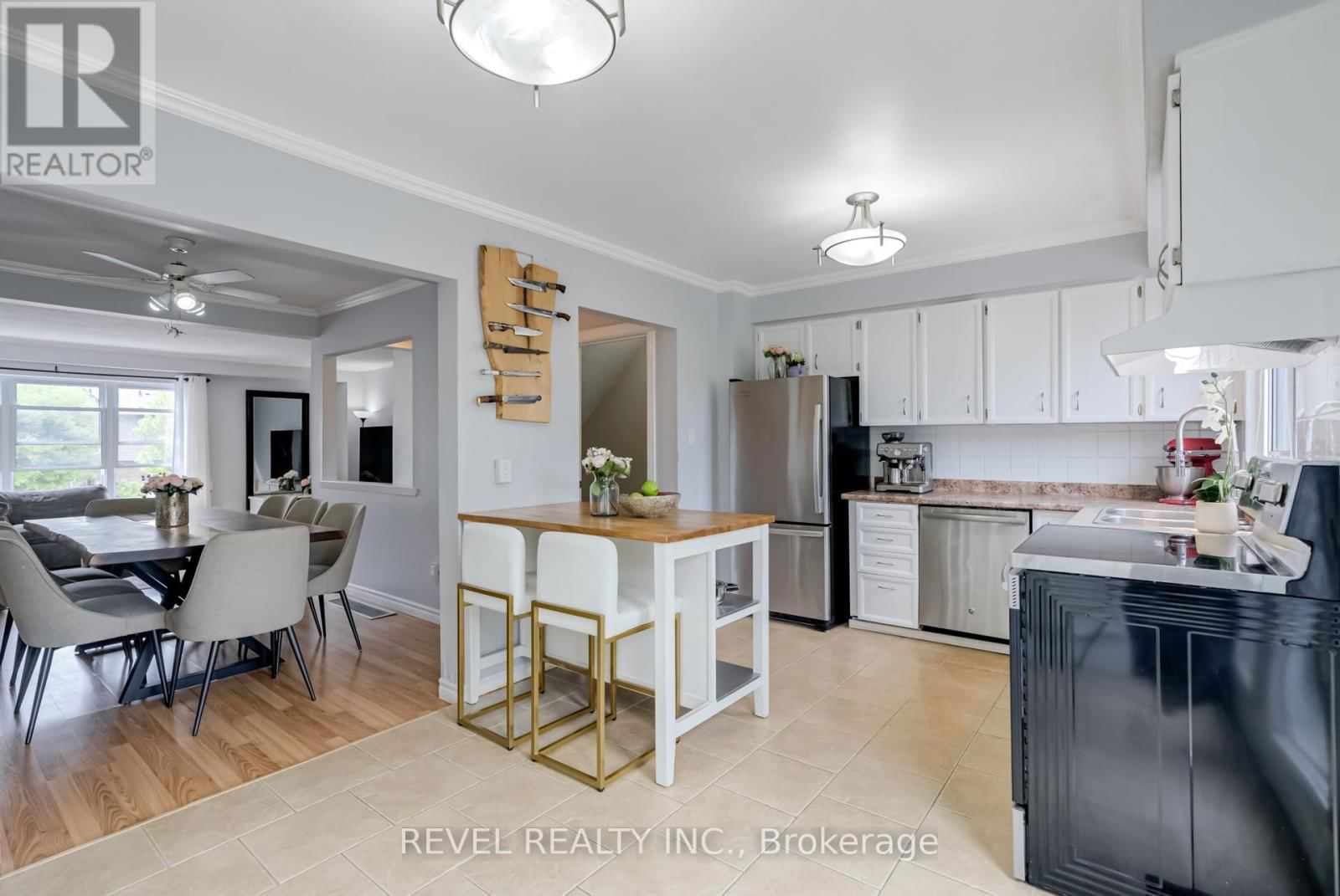 909 SOUTHRIDGE STREET Image 18