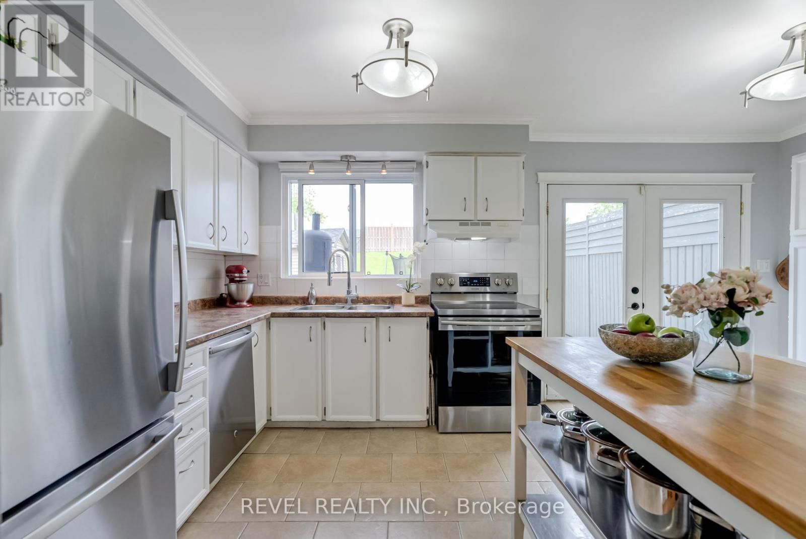 909 SOUTHRIDGE STREET Image 20