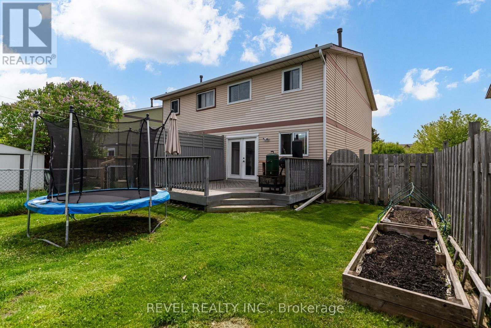 909 SOUTHRIDGE STREET Image 36