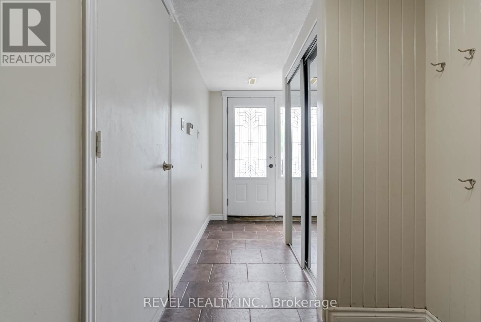 909 SOUTHRIDGE STREET Image 6