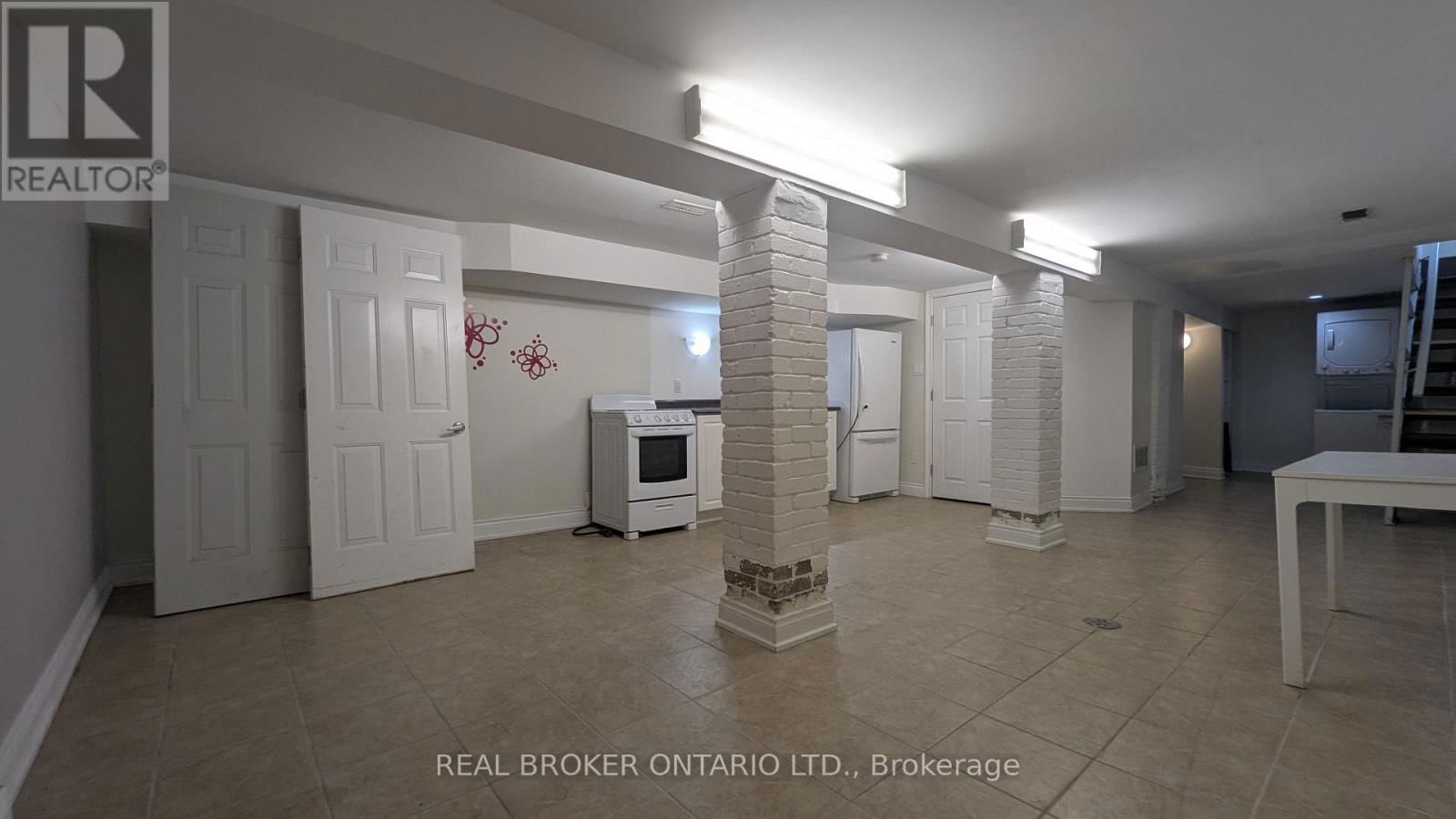 1190 WOODBINE AVENUE Image 4