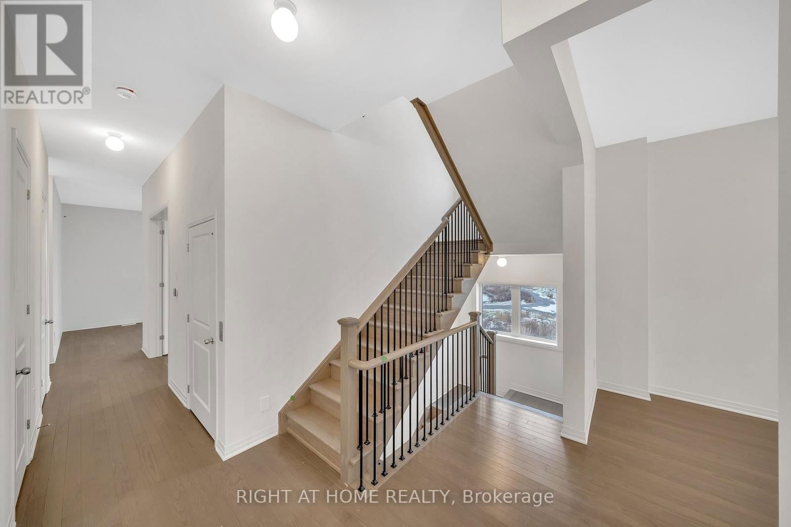 275 PORT DARLINGTON ROAD Image 13
