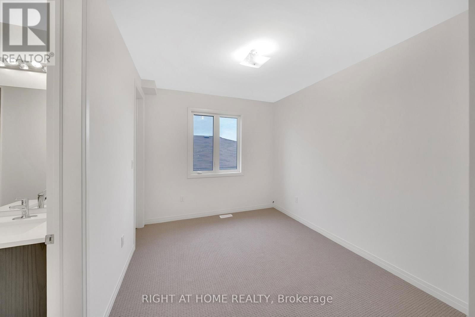 275 PORT DARLINGTON ROAD Image 34
