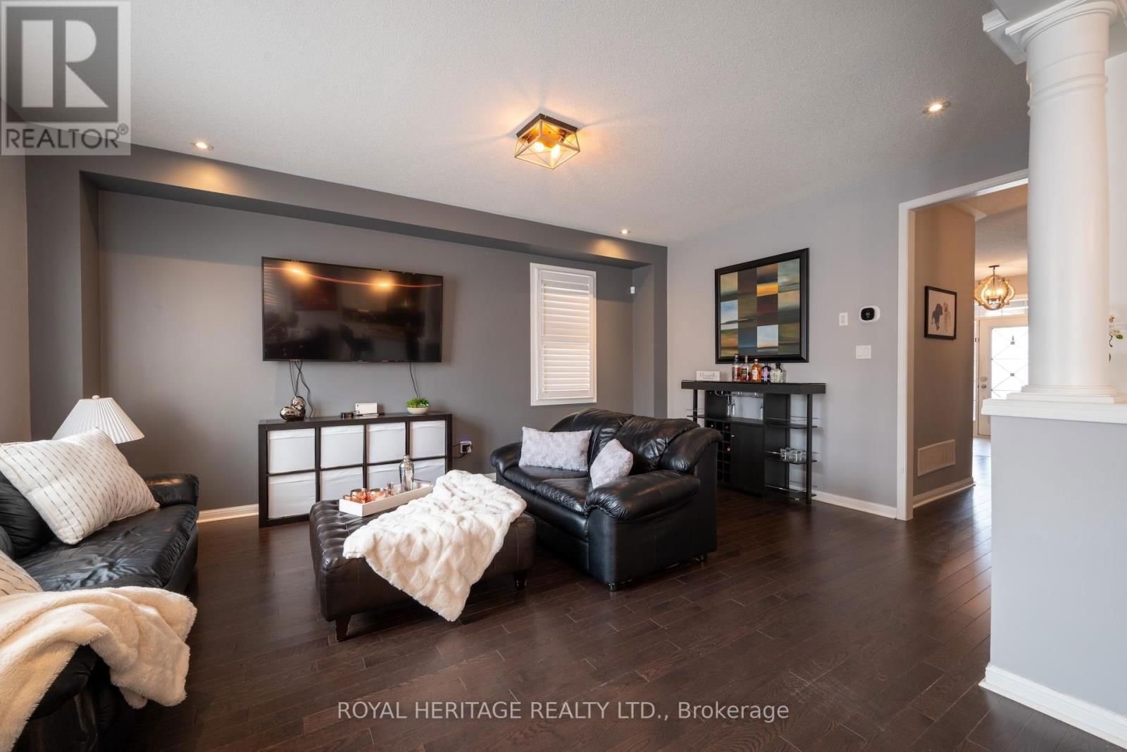 51 HENRY SMITH AVENUE Image 19
