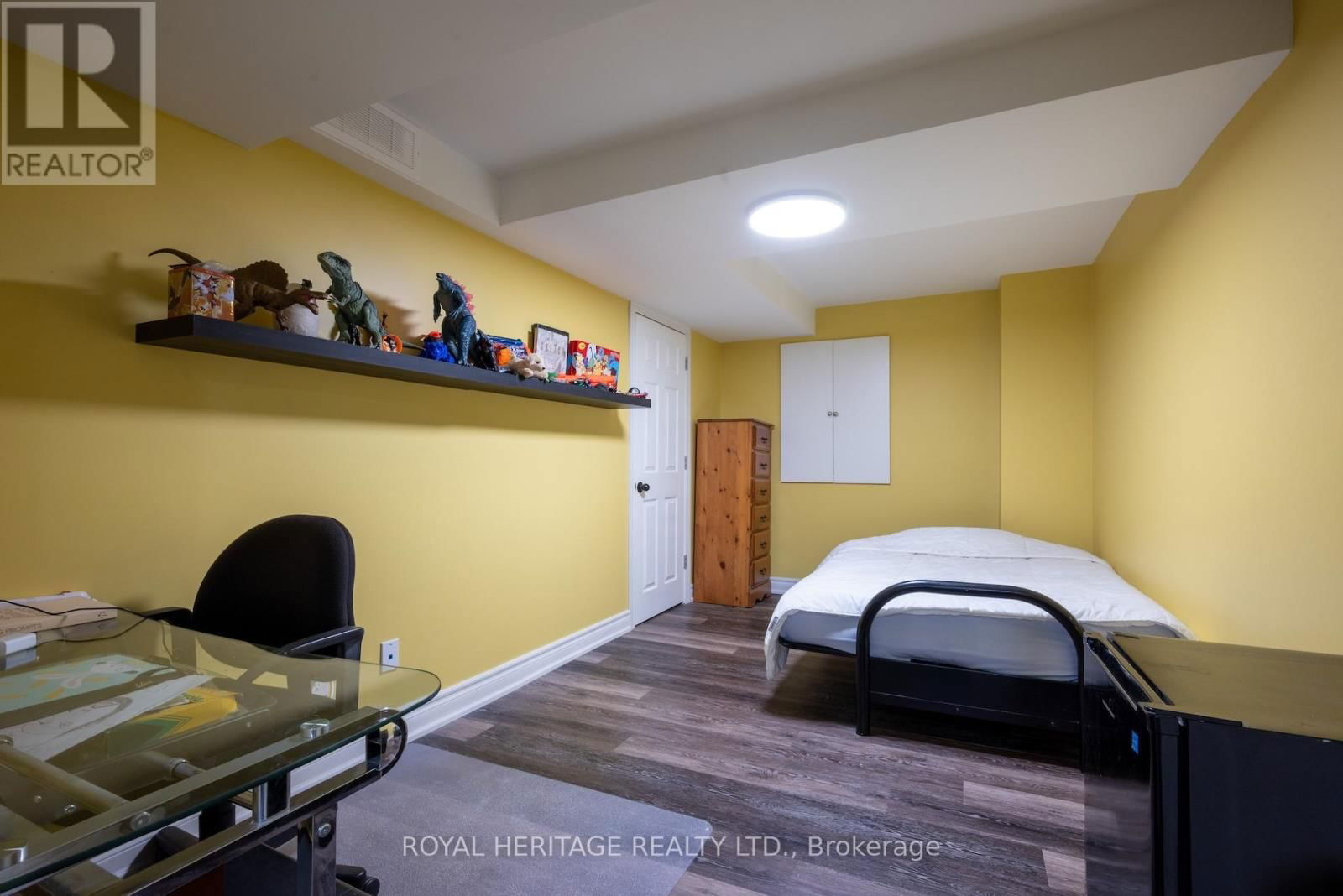 51 HENRY SMITH AVENUE Image 34