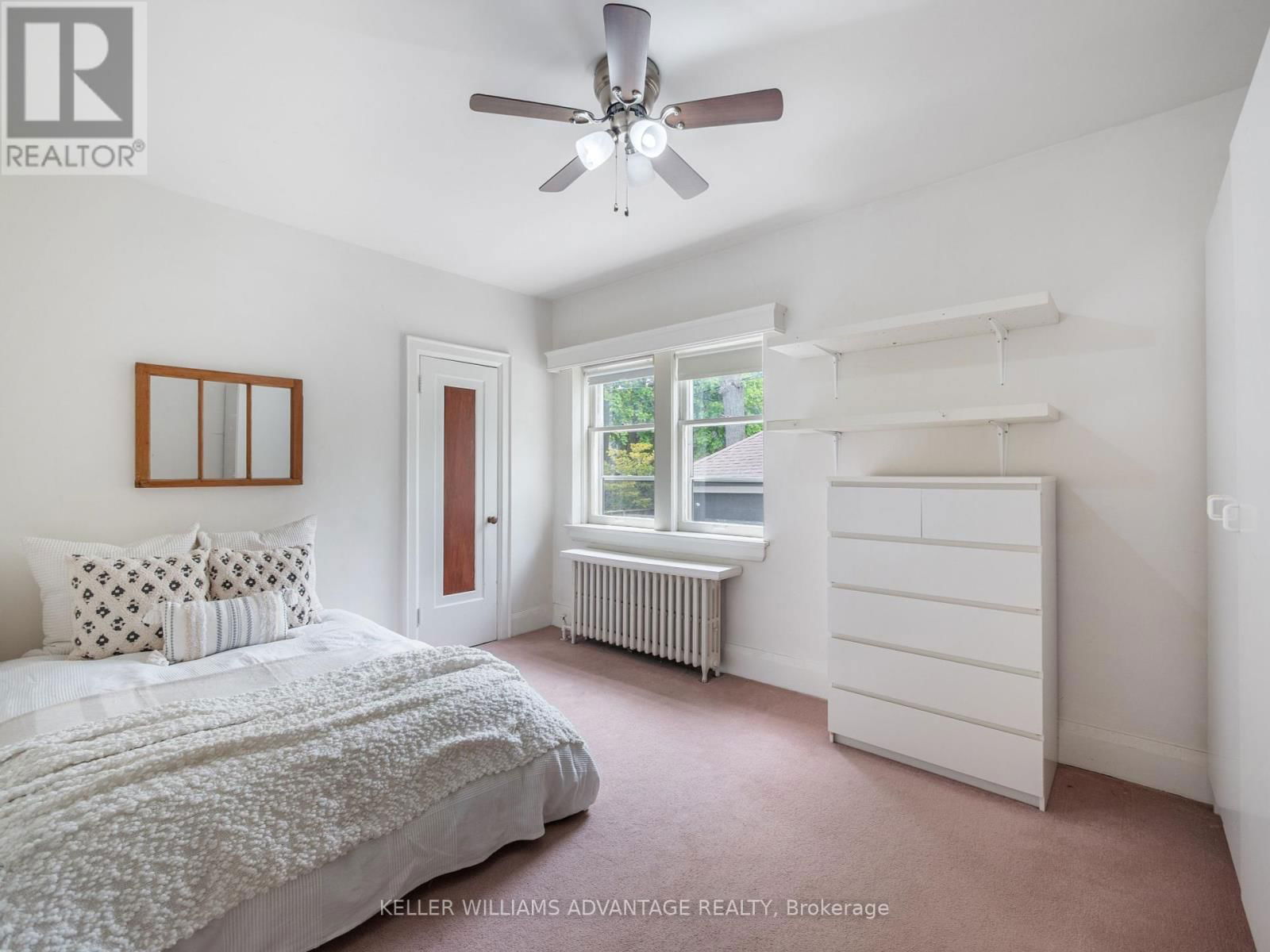 58 SILVER BIRCH AVENUE Image 13