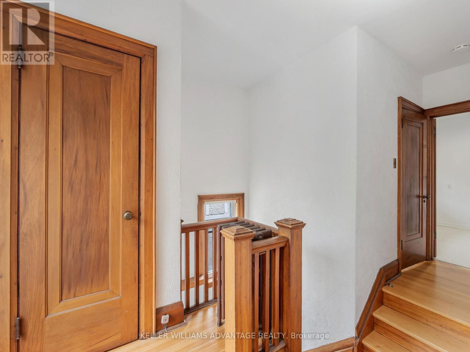 58 SILVER BIRCH AVENUE Image 16