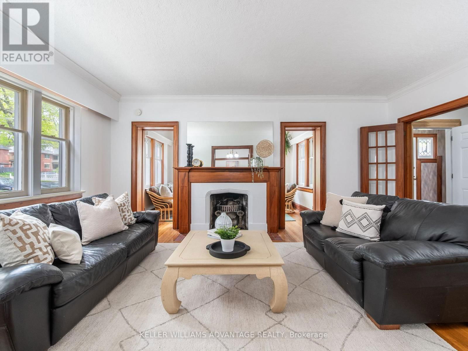 58 SILVER BIRCH AVENUE Image 4