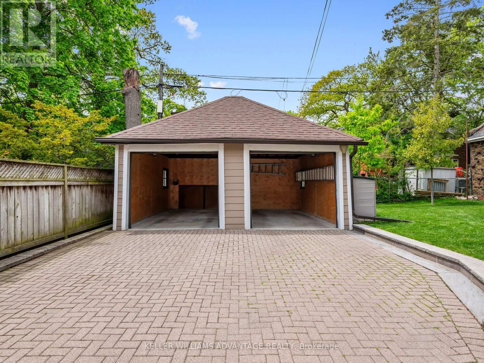 58 SILVER BIRCH AVENUE Image 42